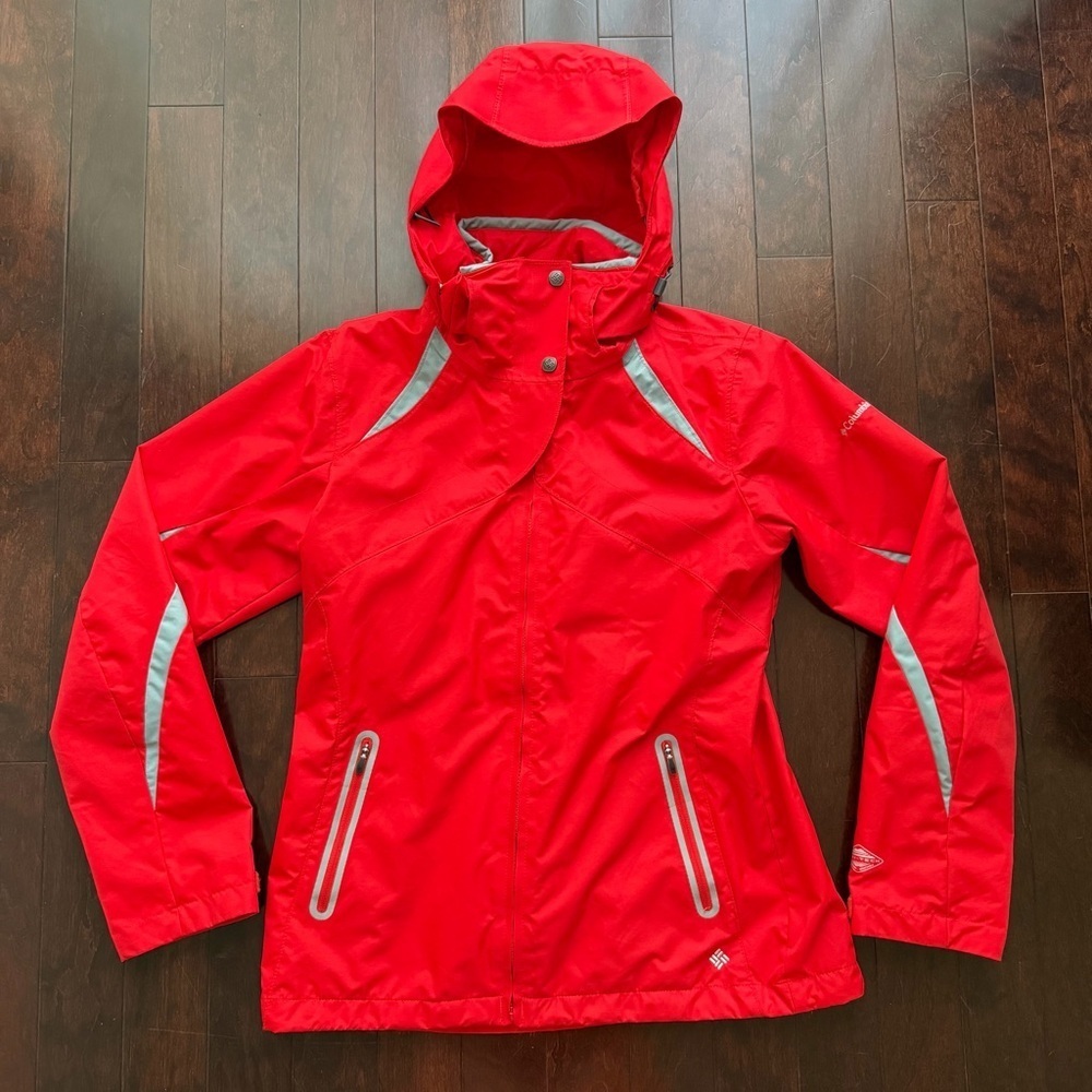 Columbia Women's Omni-Tech Hooded Rain Coat, Size medium, Red, Zip, Interchange - Picture 1 of 12